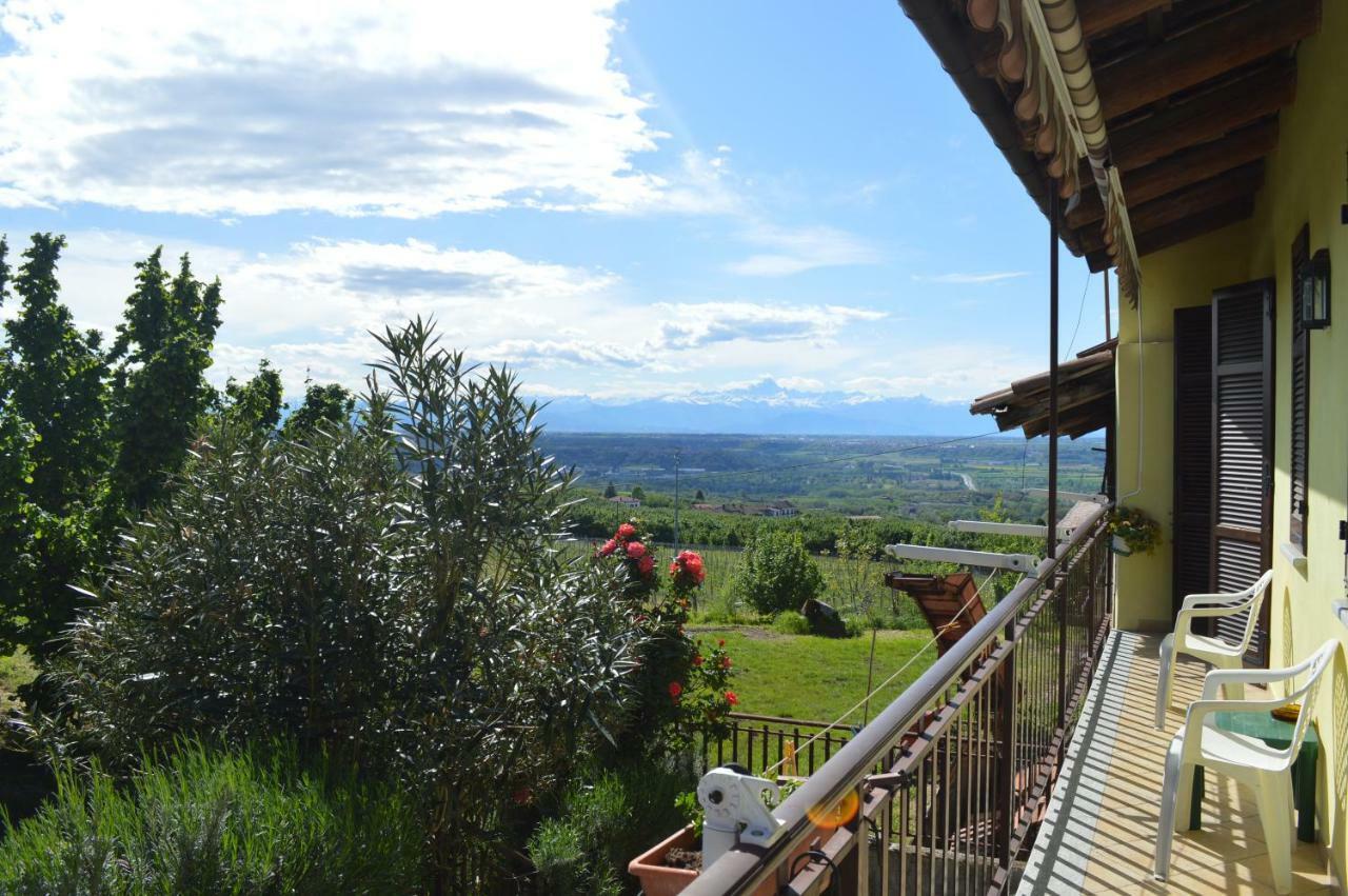 Tra... Monti E Vigne Bed and Breakfast La Morra Exteriör bild