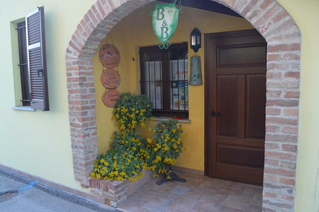 Tra... Monti E Vigne Bed and Breakfast La Morra Exteriör bild