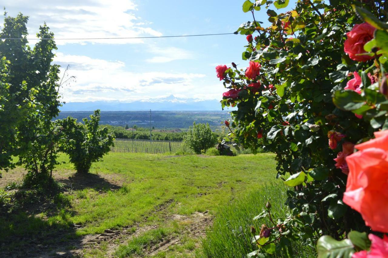 Tra... Monti E Vigne Bed and Breakfast La Morra Exteriör bild